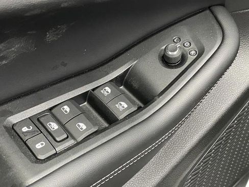 New 2026 Jeep Grand Cherokee Altitude AWD/4WD image 31