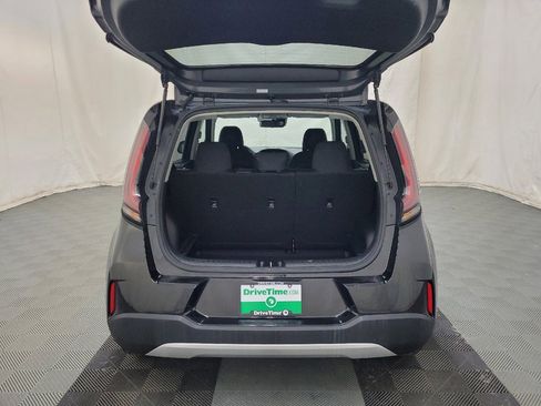 Used 2025 Kia Soul LX w/ LX Technology Package image 29