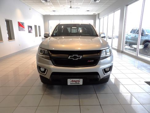 Used 2018 Chevrolet Colorado Z71 image 2