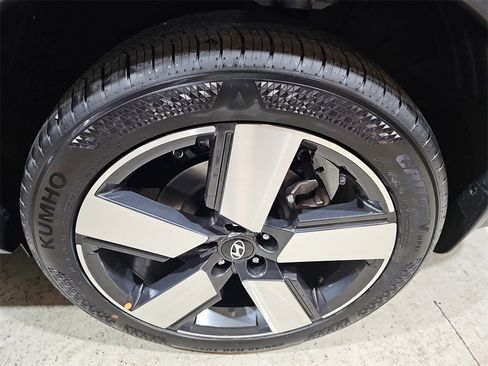 New 2026 Hyundai Santa Fe Limited image 35