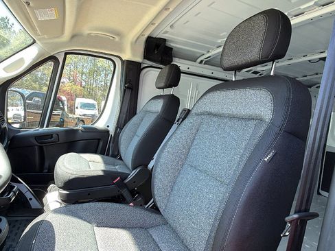 New 2026 RAM ProMaster 2500 w/ Convenience Group image 17
