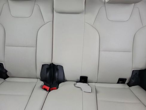 Used 2023 Kia Telluride SX FWD image 16