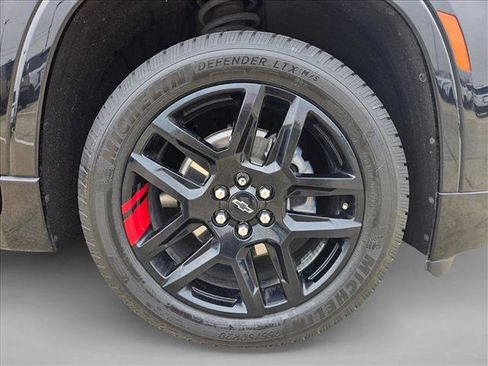 Used 2022 Chevrolet Traverse Premier w/ Redline Edition image 25