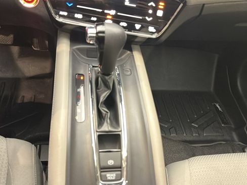 Used 2019 Honda HR-V EX image 34