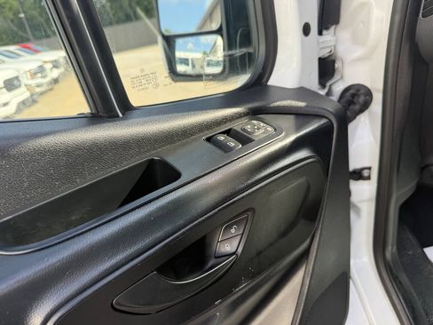 Used 2021 Mercedes-Benz Sprinter 2500 image 24