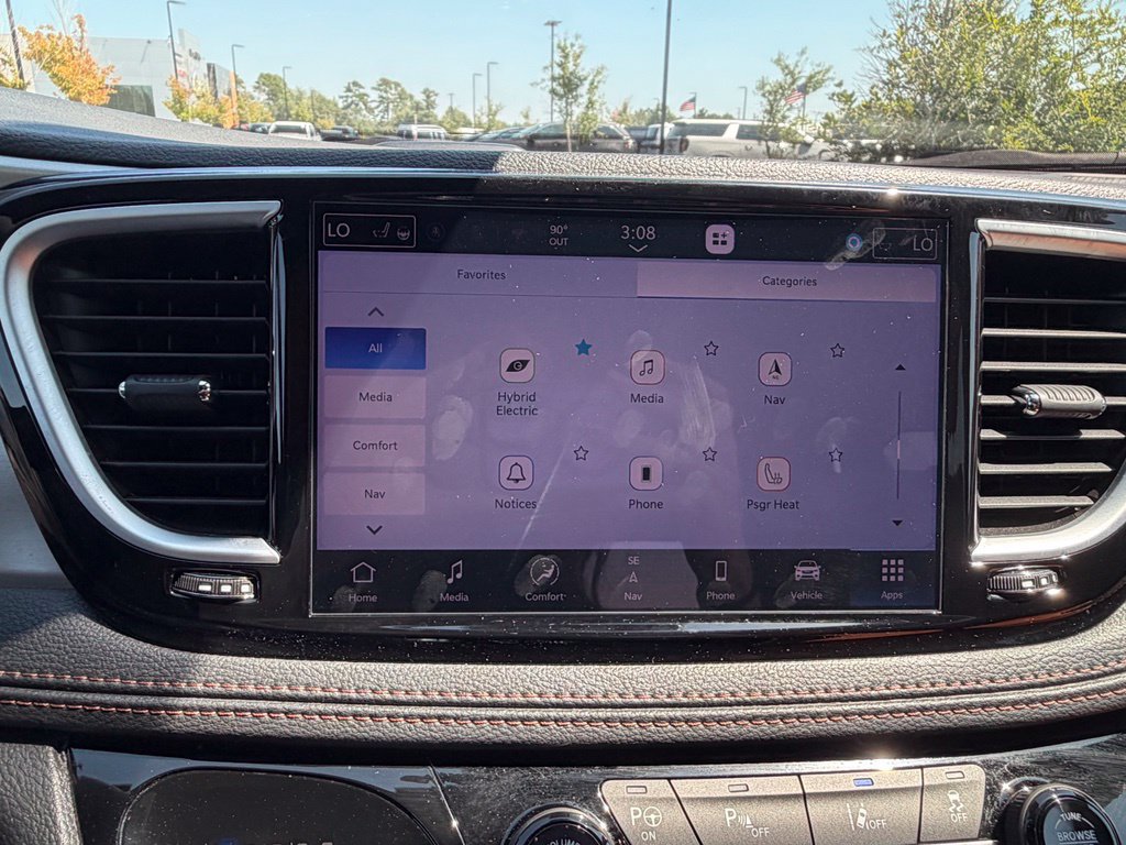 Used 2024 Chrysler Pacifica Pinnacle FWD image 36