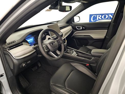 New 2026 Jeep Compass Limited image 11