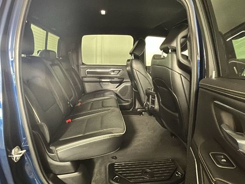 Used 2024 RAM 1500 Laramie AWD/4WD image 34