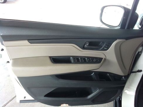 Used 2018 Honda Odyssey EX-L image 25