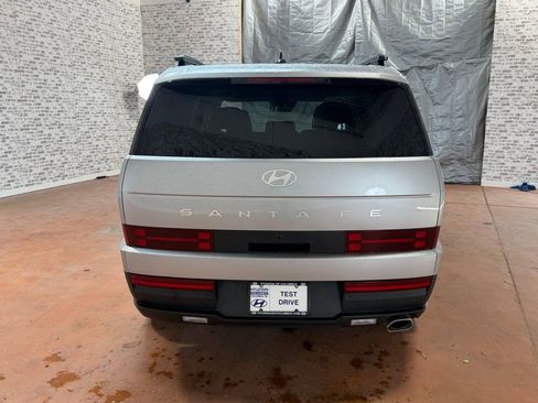 Used 2025 Hyundai Santa Fe SEL image 5