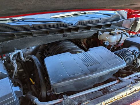 Used 2024 Chevrolet Silverado 1500 LT Trail Boss w/ Convenience Package II image 12