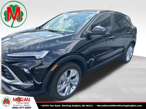 Used 2024 Buick Encore GX Preferred w/ Comfort Package FWD image 1