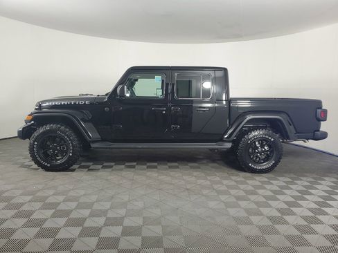 New 2025 Jeep Gladiator High Tide image 7