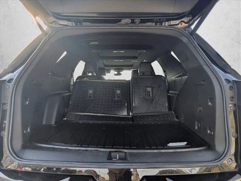 Used 2023 Chevrolet Traverse High Country w/ LPO, Floor Liner Package image 7