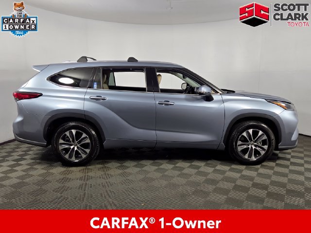 Used 2021 Toyota Highlander XLE FWD image 10