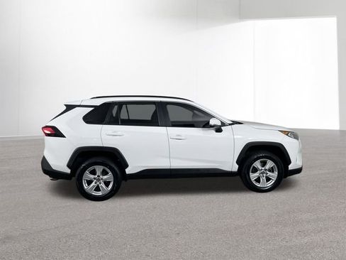 Used 2019 Toyota RAV4 XLE FWD image 40