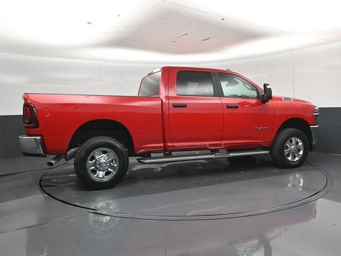 Used 2026 RAM 2500 Big Horn AWD/4WD image 3