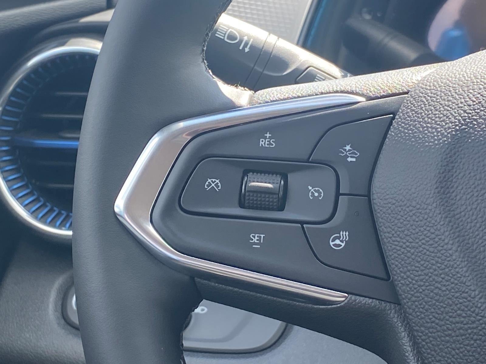 New 2026 Chevrolet Trax LT w/ Driver Confidence Package FWD image 7