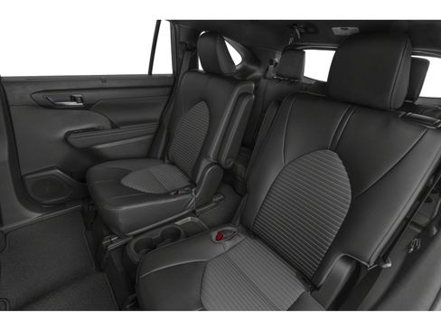 Used 2023 Toyota Highlander XSE FWD image 11