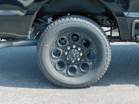 New 2026 Ford F250 Lariat w/ Black Appearance Package image 11