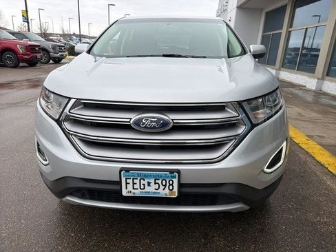 Used 2018 Ford Edge Titanium w/ Technology Package image 2
