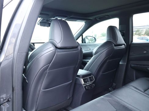 Used 2024 Lexus RX 500h F Sport image 12