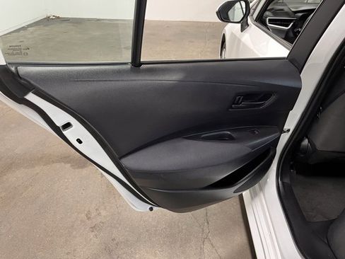Used 2023 Toyota Corolla LE image 19