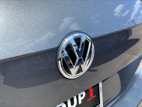 Used 2019 Volkswagen Tiguan SEL R-Line image 10