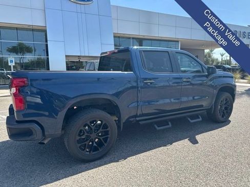 Used 2022 Chevrolet Silverado 1500 Custom AWD/4WD image 9