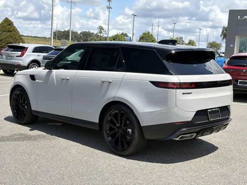 New 2026 Land Rover Range Rover Sport SE AWD/4WD image 3