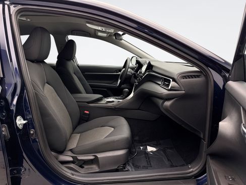 Used 2021 Toyota Camry LE image 16