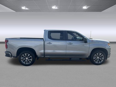 Used 2024 Chevrolet Silverado 1500 RST w/ Convenience Package II AWD/4WD image 2
