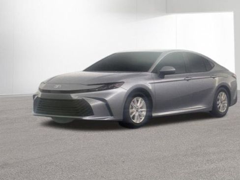 Used 2026 Toyota Camry LE FWD image 1