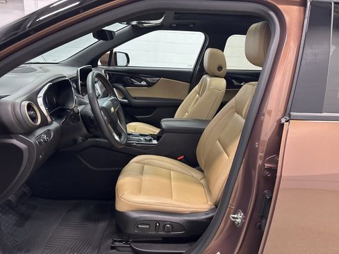 Used 2023 Chevrolet Blazer Premier w/ Driver Confidence II Package image 9