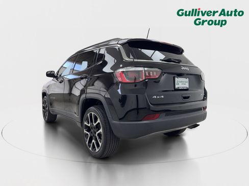 Used 2019 Jeep Compass Limited AWD/4WD image 5