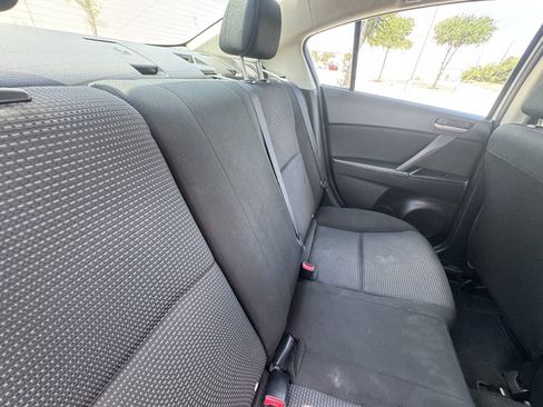 Used 2013 MAZDA MAZDA3 i Sport FWD image 10