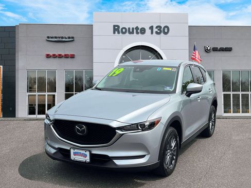 Used 2019 MAZDA CX-5 Touring AWD/4WD image 2