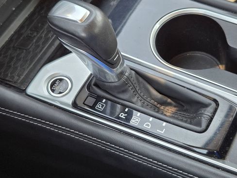 Used 2024 Nissan Altima 2.5 SV w/ SV Premium Package FWD image 16