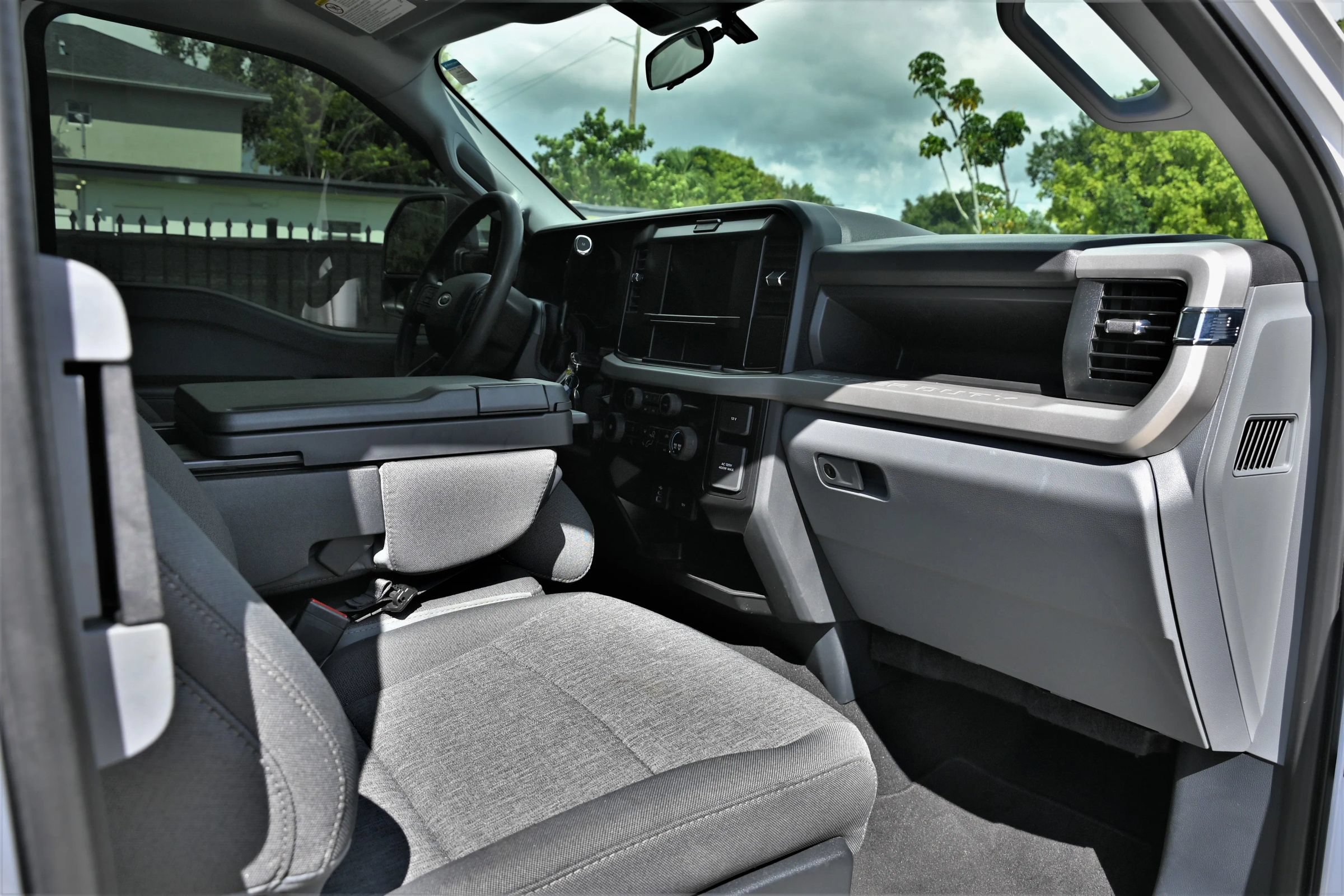 Used 2025 Ford F350 XL w/ STX Appearance Package AWD/4WD image 16