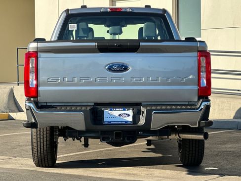New 2026 Ford F250 XL w/ XL Chrome Package image 4