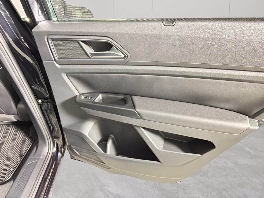Used 2019 Volkswagen Atlas SE w/ Panoramic Sunroof Package FWD image 35