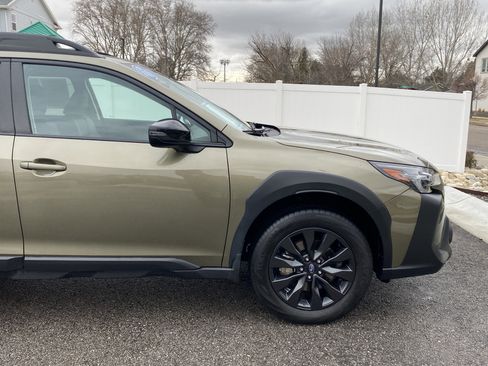 Used 2023 Subaru Outback Onyx Edition image 8