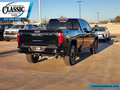 Used 2024 GMC Sierra 3500 Denali Ultimate image 9