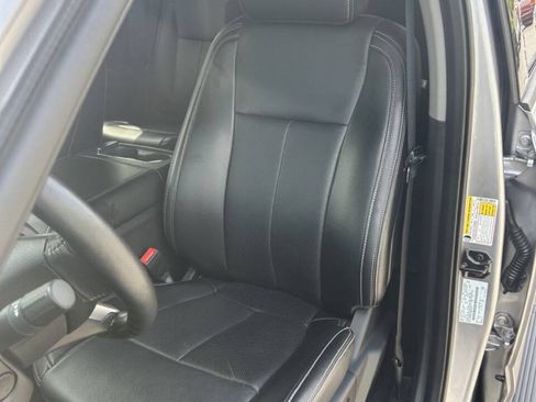 Used 2021 Ford F250 Lariat w/ Lariat Ultimate Package AWD/4WD image 16