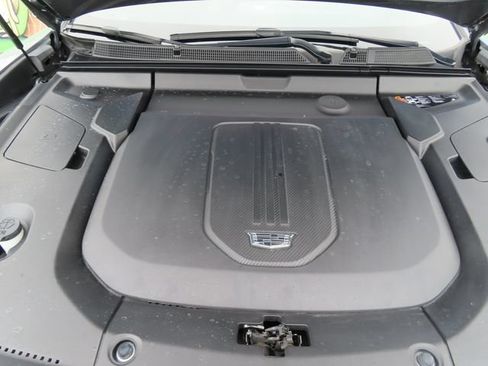 Certified 2024 Cadillac Lyriq Sport w/ LPO, Floor Liner Package AWD/4WD image 44