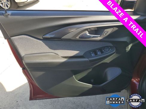 Used 2022 Chevrolet TrailBlazer LT image 13