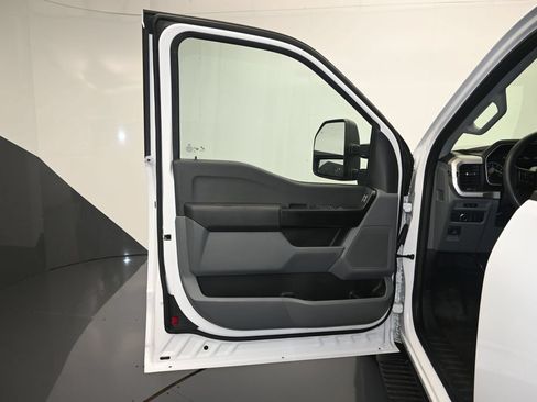 Used 2021 Ford F150 XL w/ XL Power Equipment Group RWD image 10