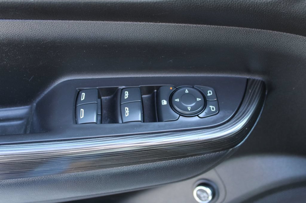 Used 2020 GMC Acadia SLT FWD image 20