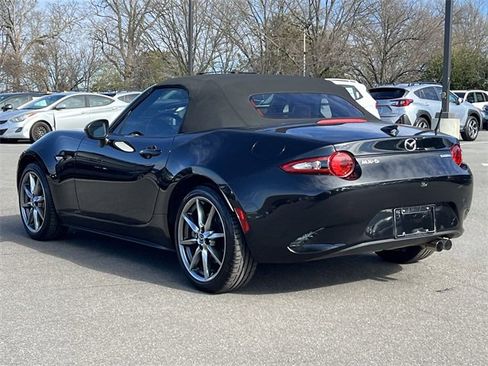 Used 2022 MAZDA MX-5 Miata Grand Touring image 31
