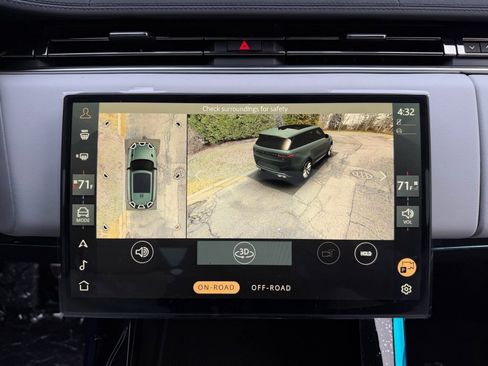 New 2026 Land Rover Range Rover Sport Dynamic SE AWD/4WD image 18